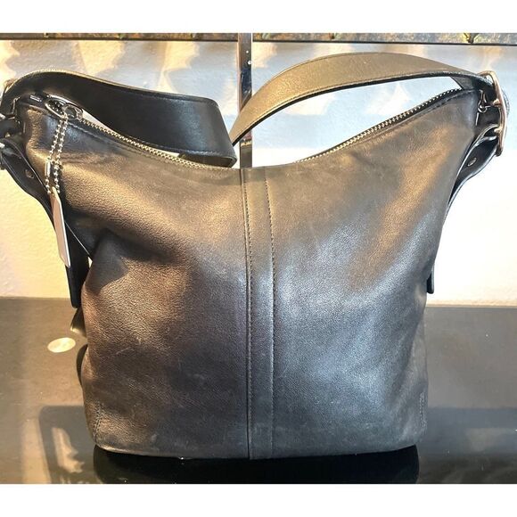 Vintage COACH 9326 Legacy Slim Black Leather Duffle Shoulder Bag Hangtag - Picture 1 of 12